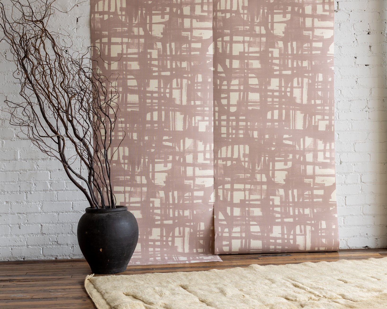 Monoprint Mauve Grasscloth Wallpaper - Soft Pink Geometric Grasscloth Design, Adds Warmth and Texture to Contemporary Living Spaces